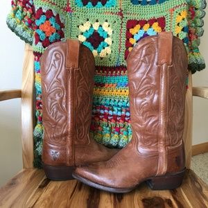 Frye Boots - Women's Bruce Pull-On